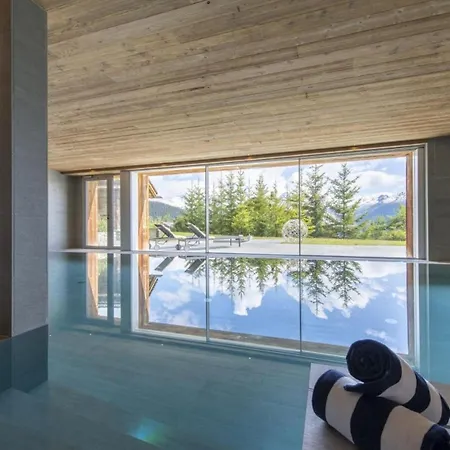Chalet Ski Chalet Accommodating For Groups Of 10 Guests Verbier