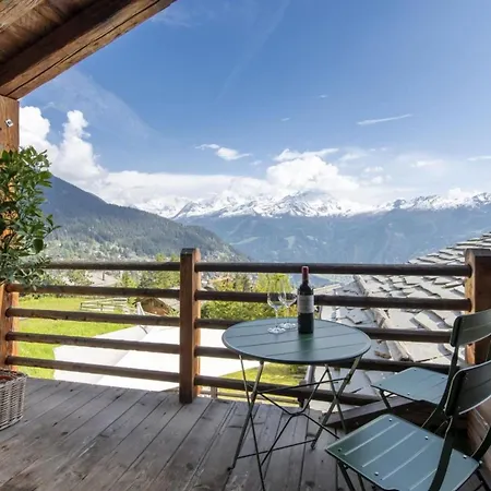 Chalet Ski Chalet Accommodating For Groups Of 10 Guests